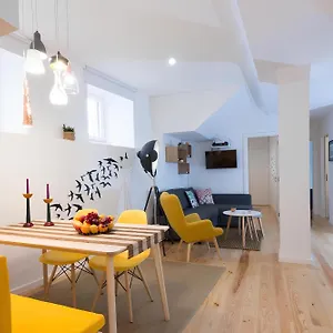 Apartamento Casa Do Castelo 1- Work Or Relax In The Historic Heart Of Lisbon!, Lisboa